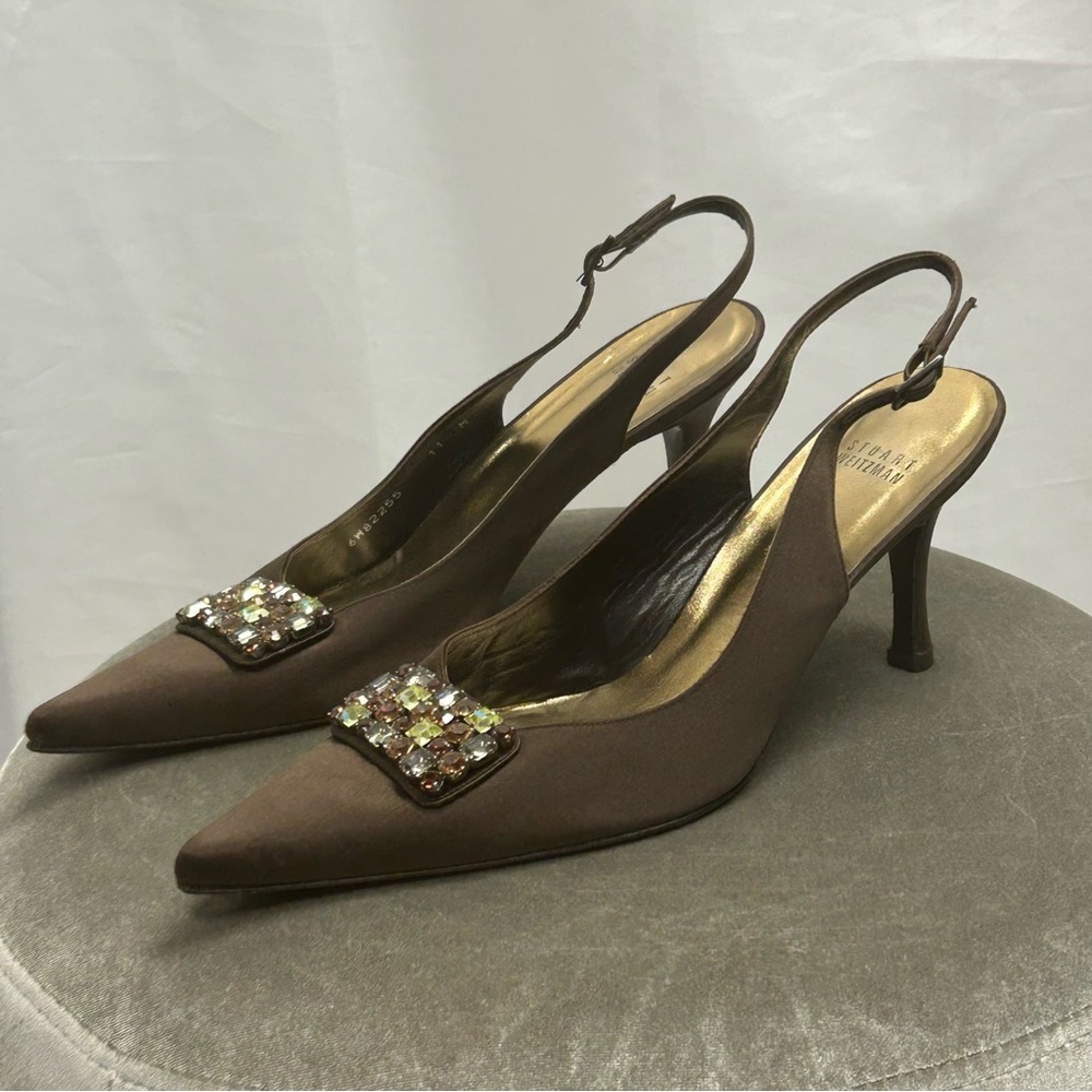 Stuart Weitzman brown satin sling back low heel gem jewelled buckle formal Sz 11